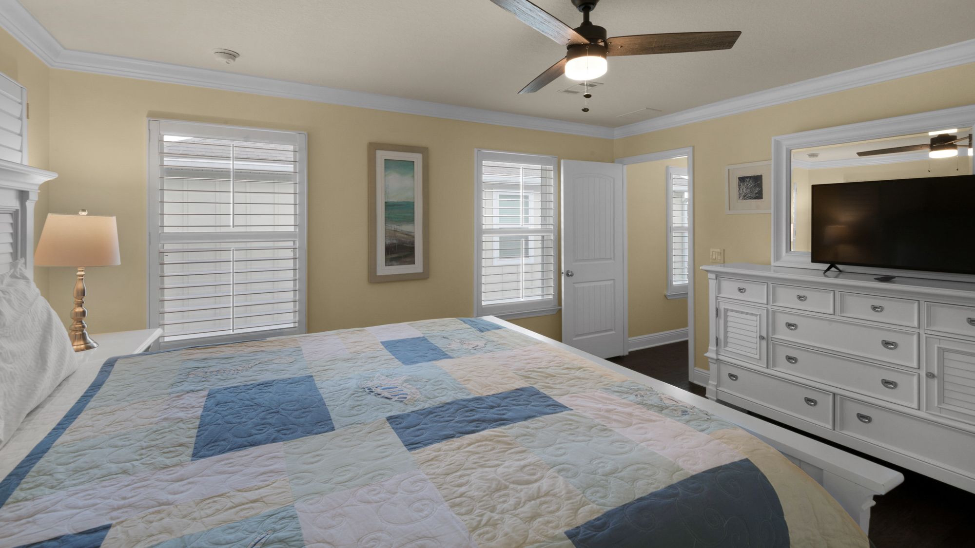 Blue Mar 2nd Floor King Bedroom