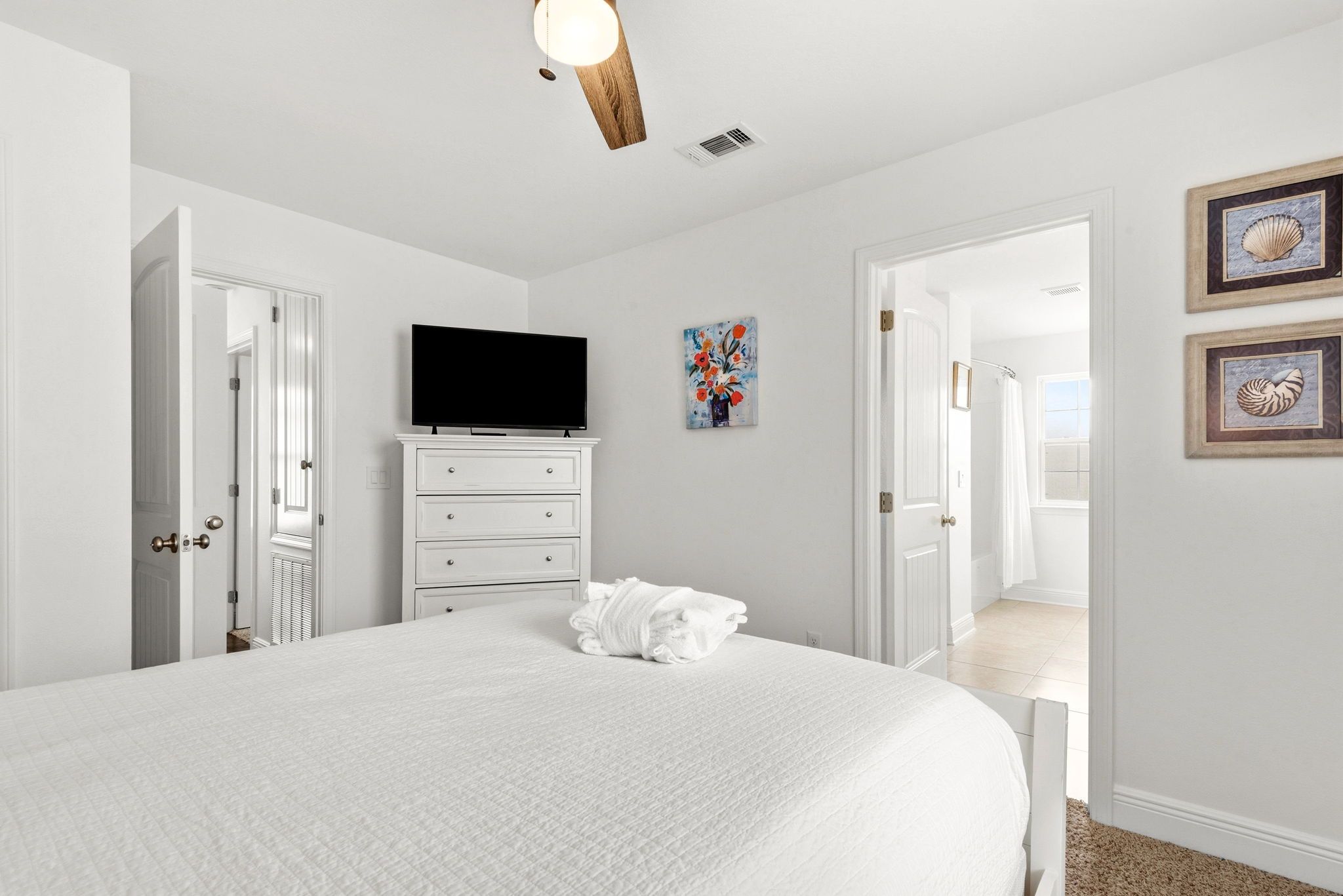 Blue Mar - Guest bedroom 2