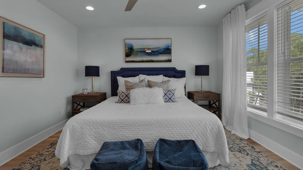 Resting Beach Face 3rd Floor King Bedroom Resting Beach Face 3rd Floor King Bedroom
