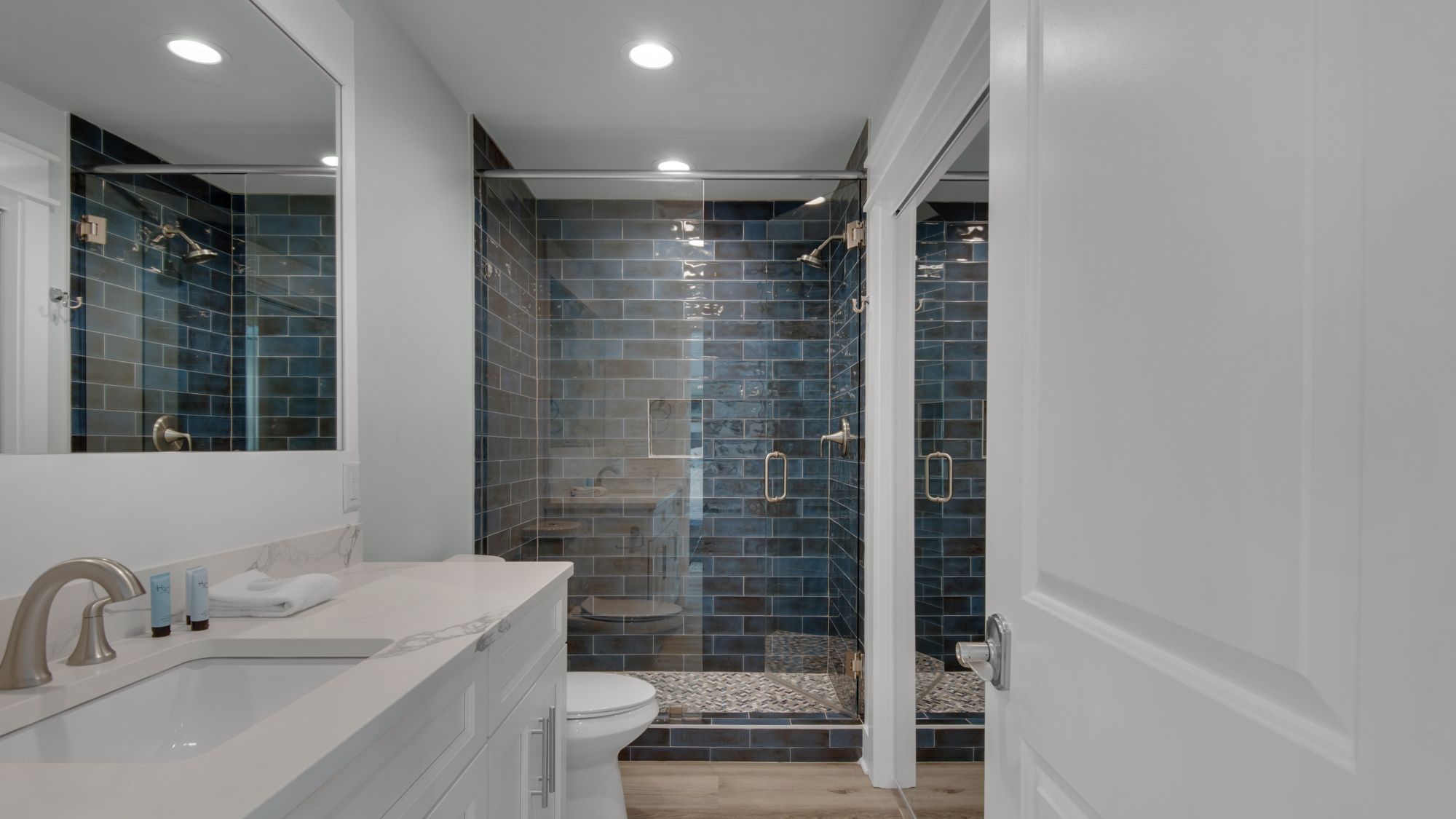 Resting Beach Face 3rd Floor Private Bathroom