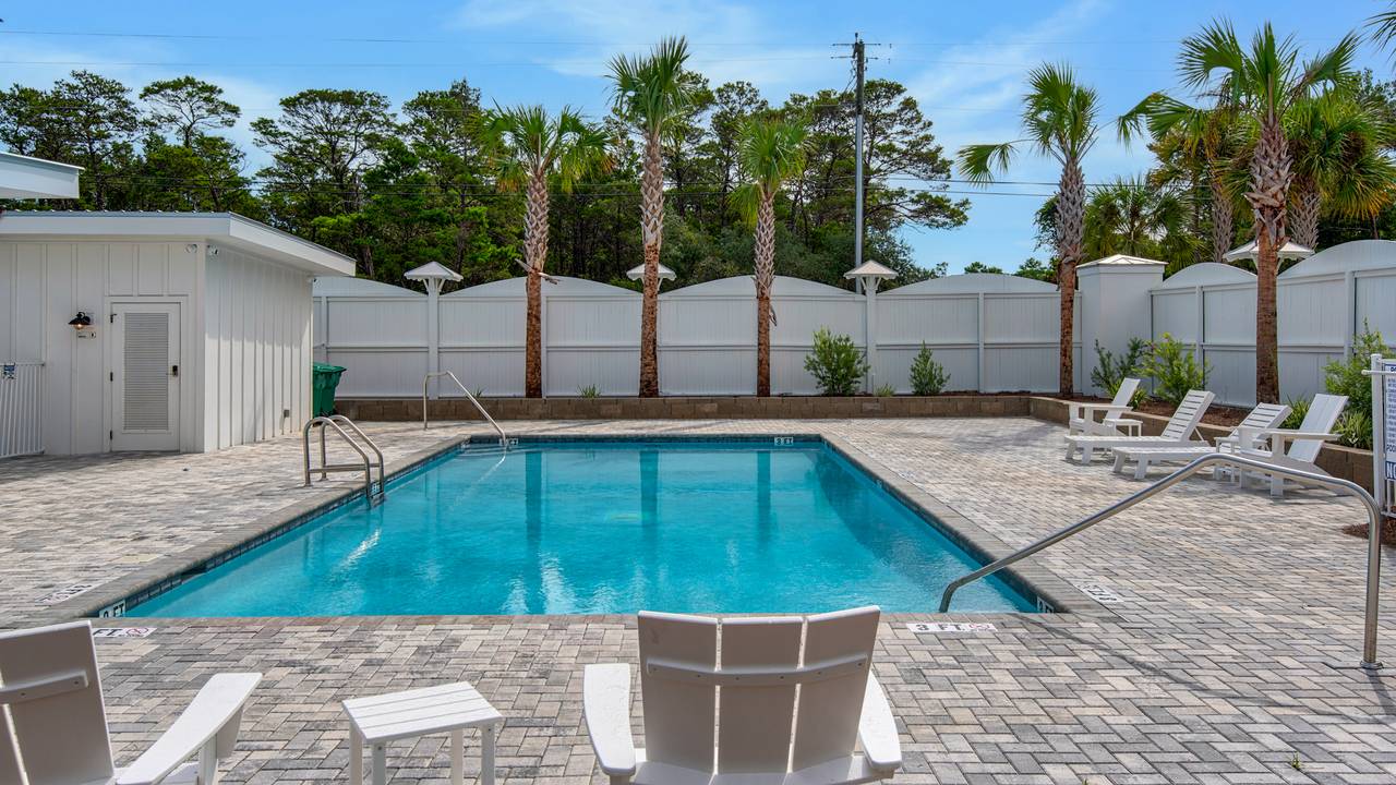 Ivy at Inlet Beach Ivy at Inlet Beach