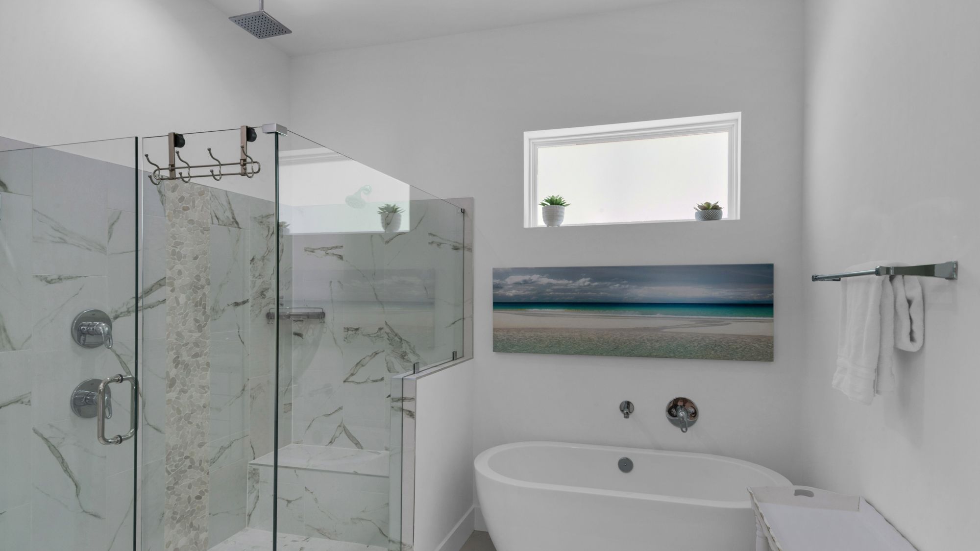 Boho Beach House 1st Floor Private Bathroom