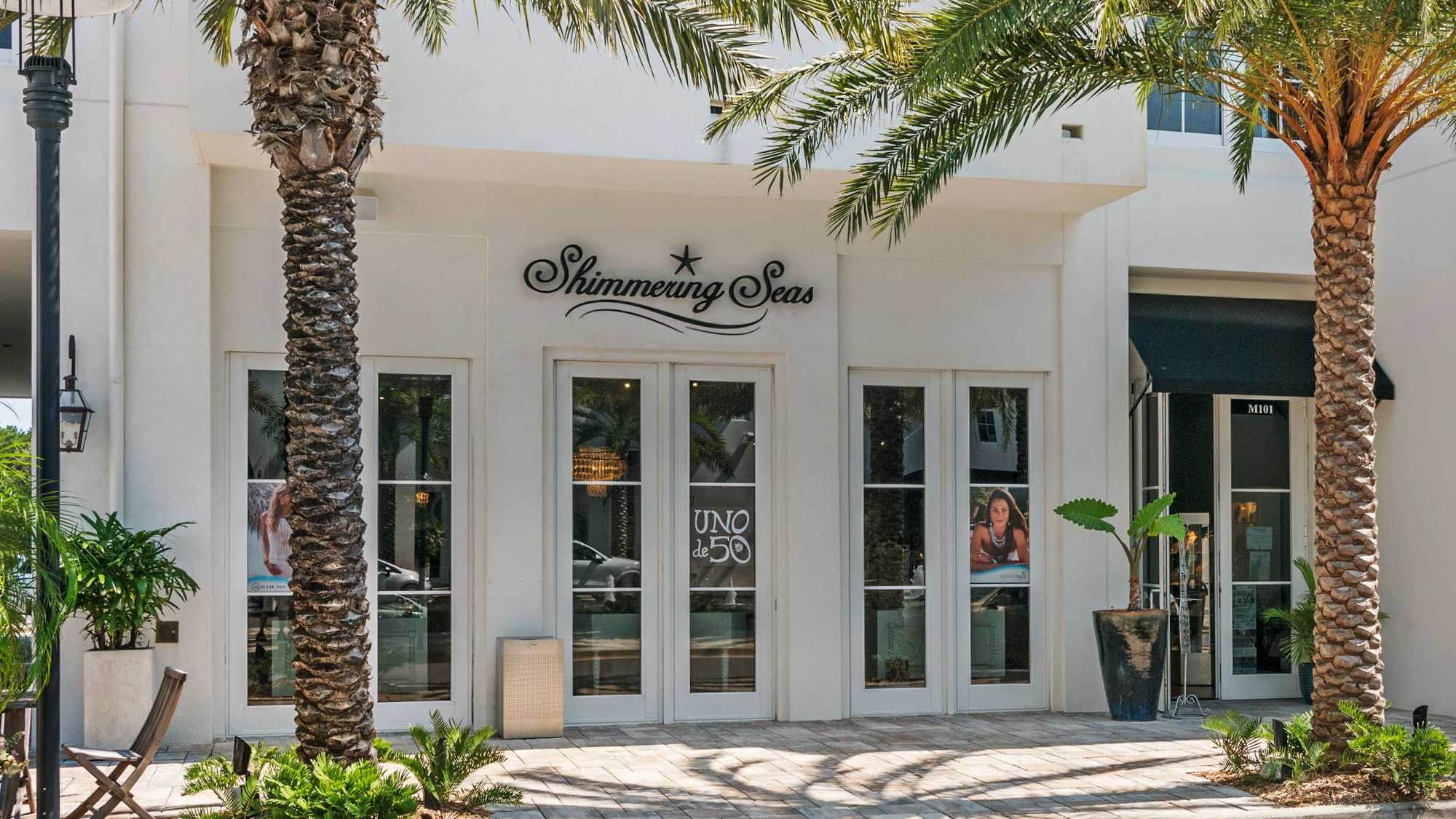 30Avenue Grounds &  Amenities