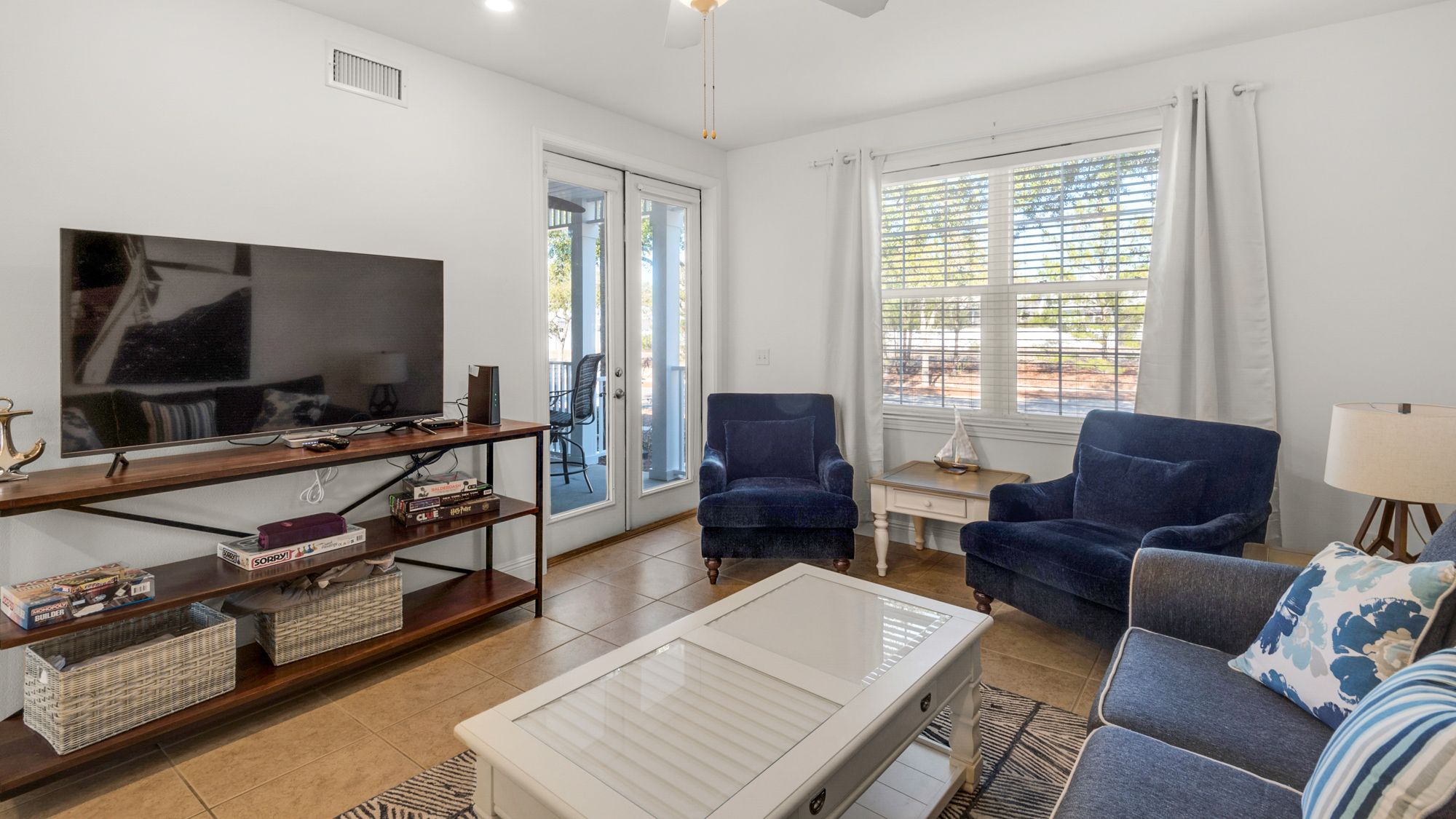 Villages of Blue Mountain 413 Living Area