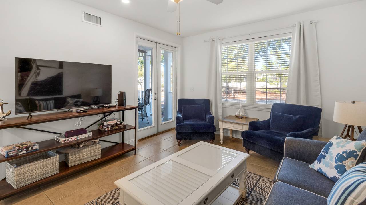 Villages of Blue Mountain 413 Living Area Villages of Blue Mountain 413 Living Area