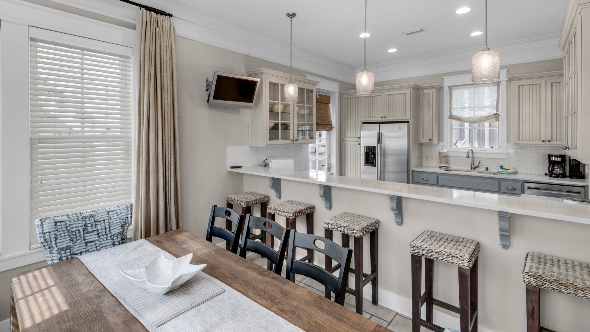 Walking on Sunshine Dining and Kitchen