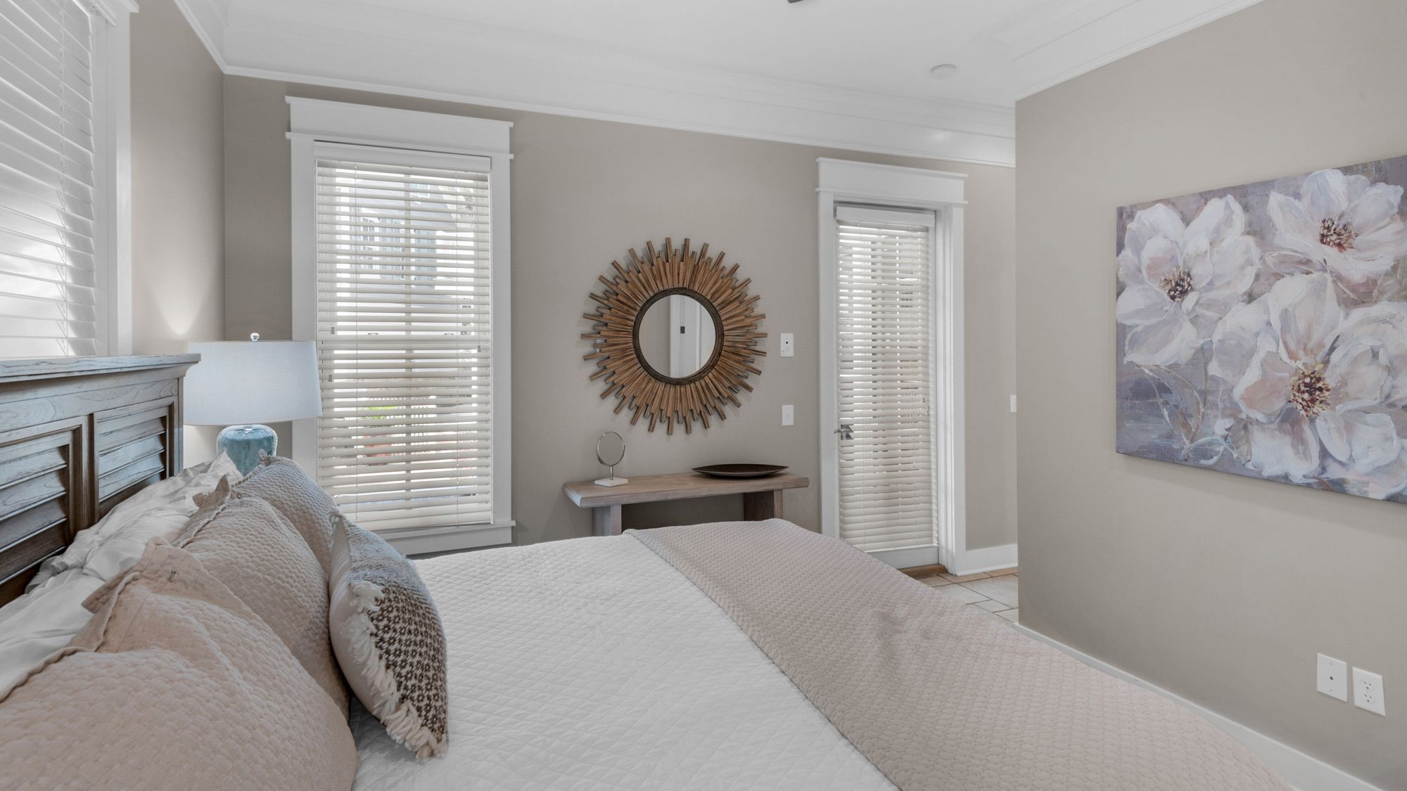 Walking on Sunshine 1st Floor King Bedroom