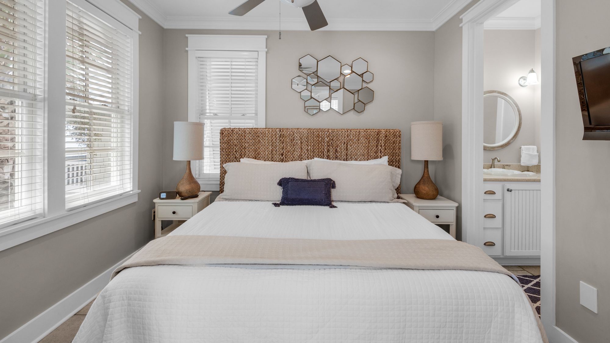 Come On Inn Carriage House 2nd Floor