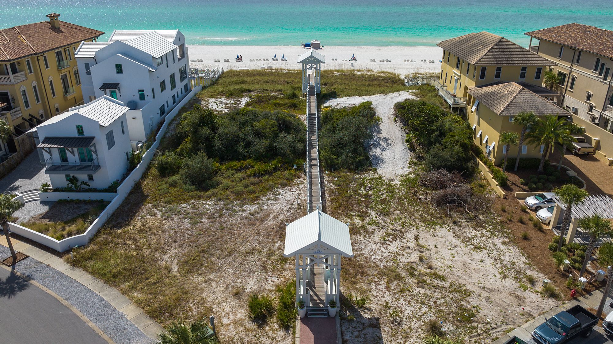 Carillon Beach Grounds and Amenities