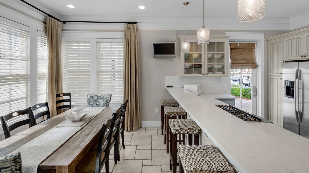 Walking on Sunshine Kitchen Walking on Sunshine Kitchen