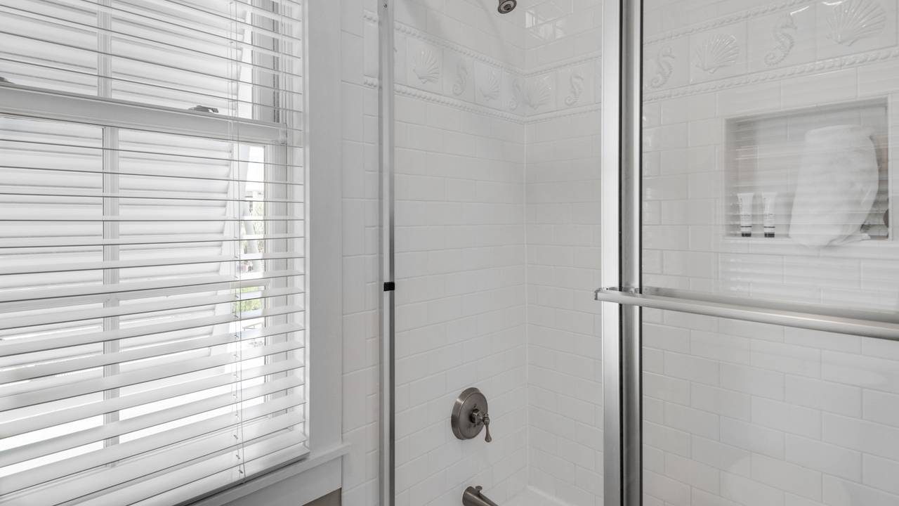 Come On Inn Carriage House 2nd Floor Come On Inn Carriage House 2nd Floor