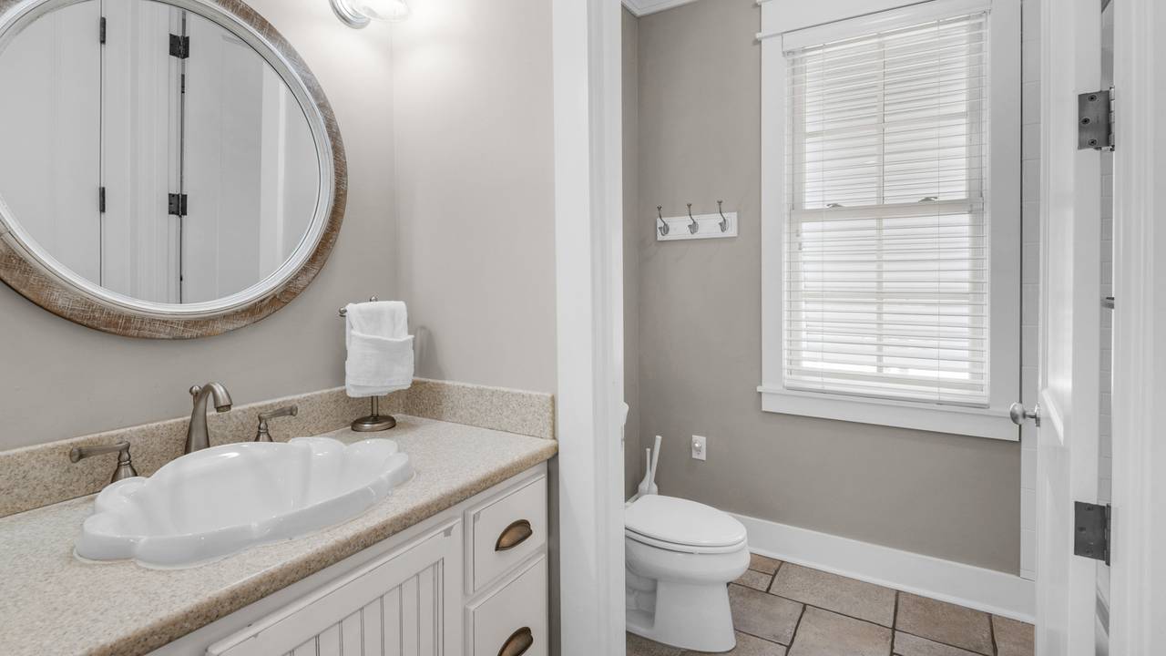 Come On Inn Carriage House 2nd Floor Come On Inn Carriage House 2nd Floor