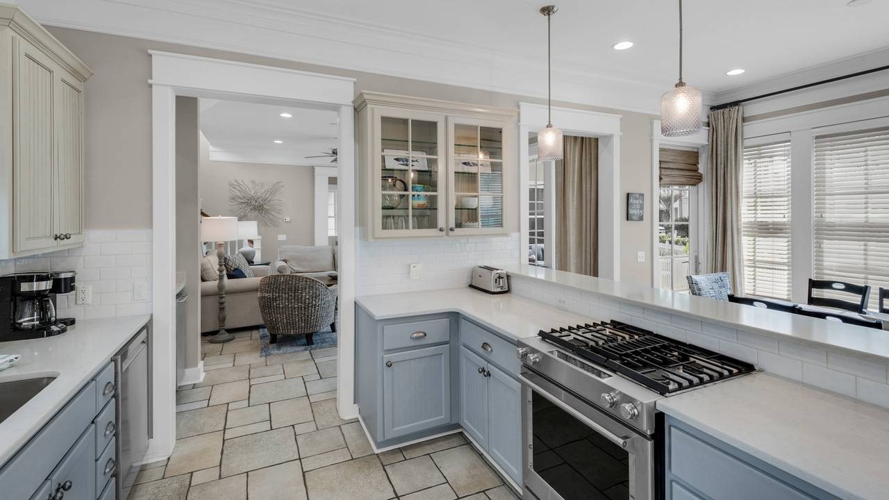 Walking on Sunshine Kitchen Walking on Sunshine Kitchen