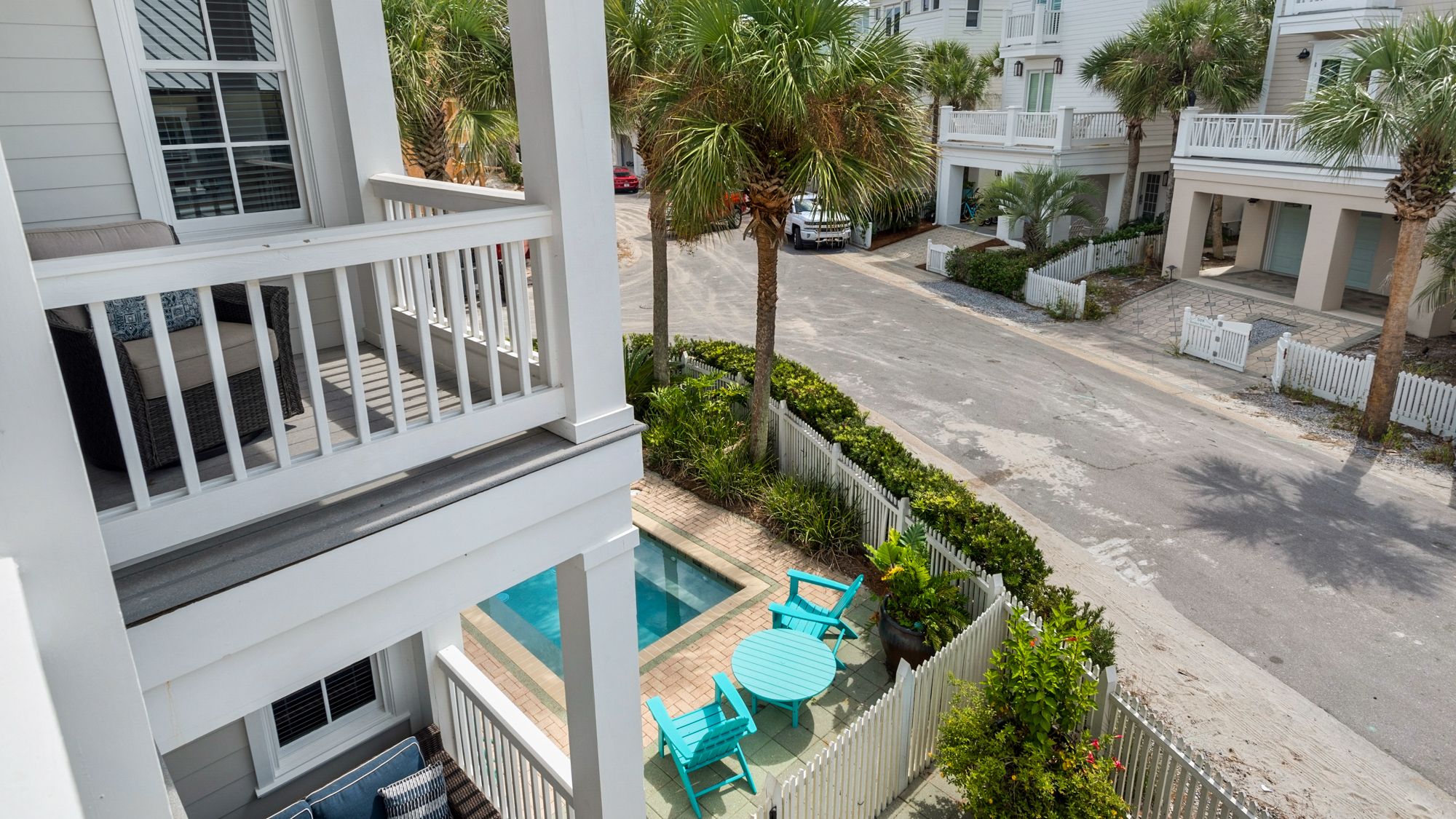 Walking on Sunshine 2nd Floor Balcony