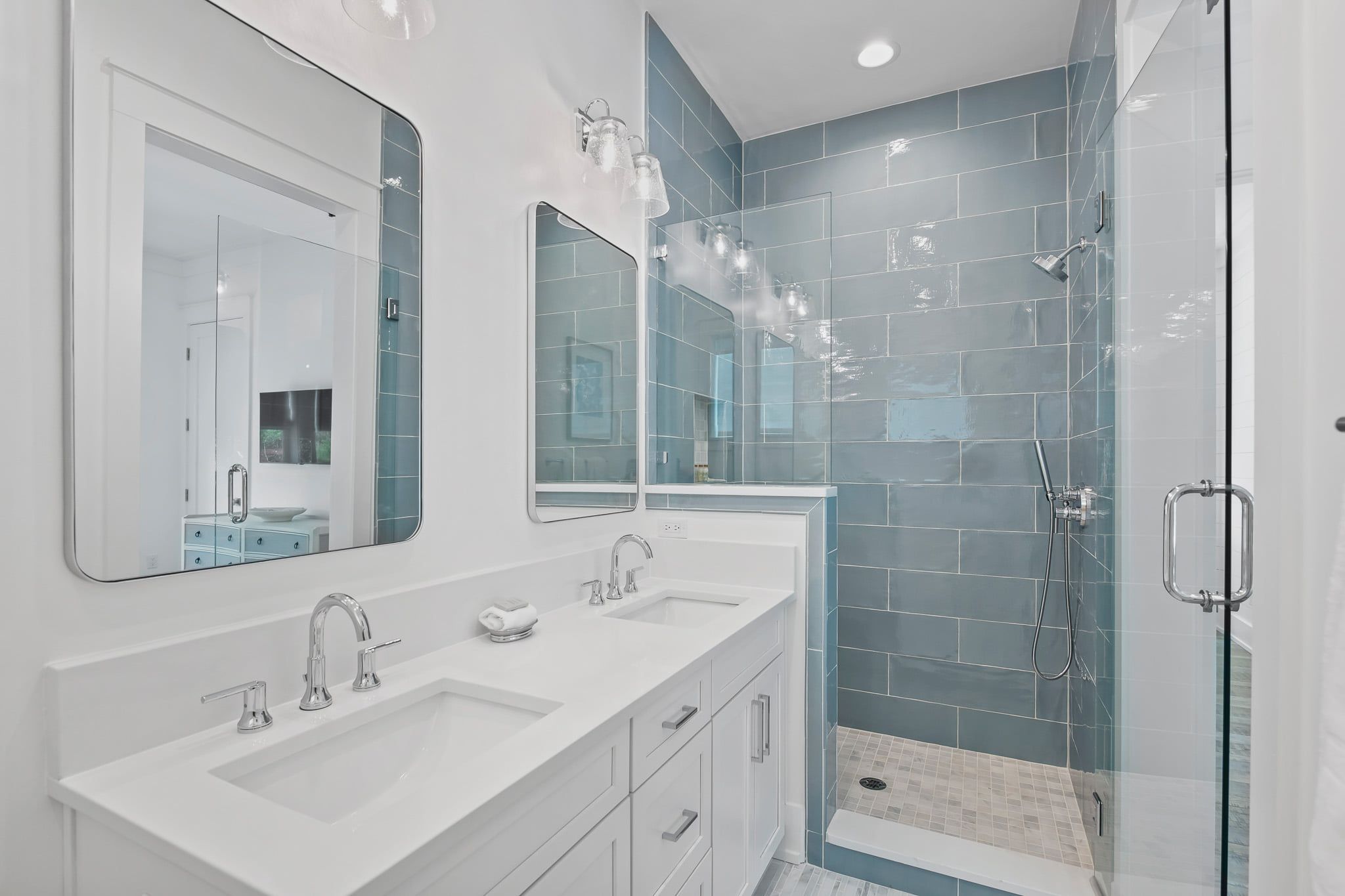 Maison de Joie Bathroom