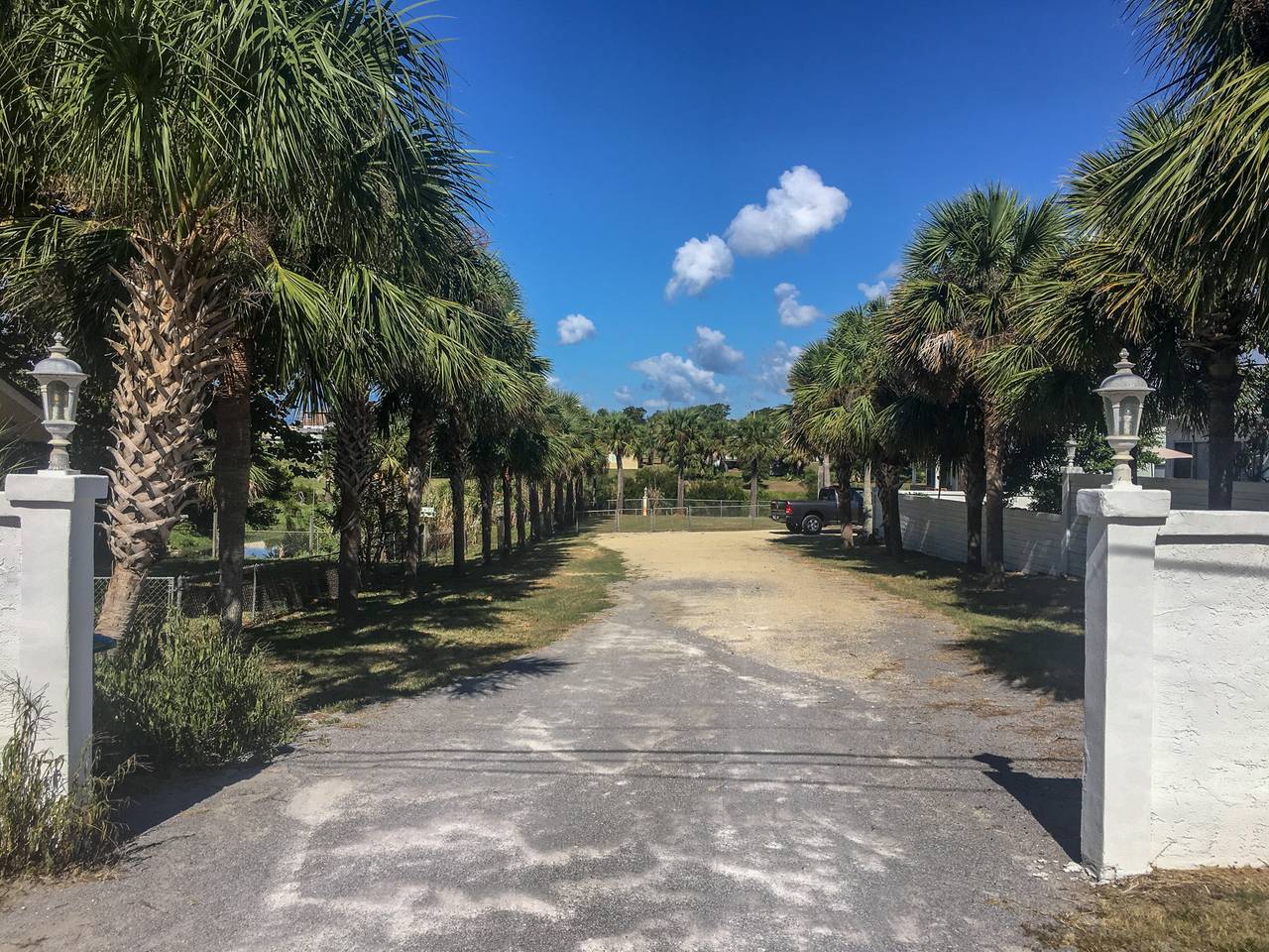 Leo's Hideaway Leo's Hideaway