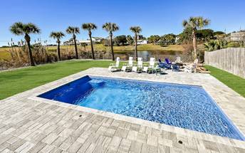 Leo's Hideaway Backyard and Pool Leo's Hideaway Backyard and Pool