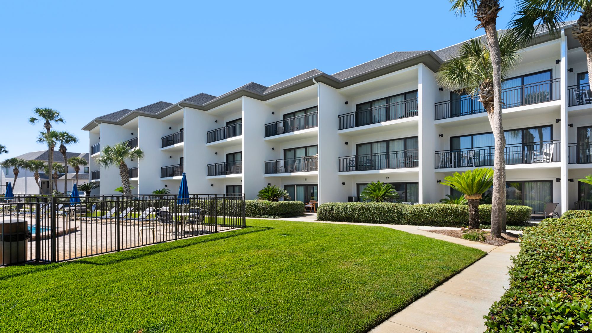 Emerald Hill 35 Exterior