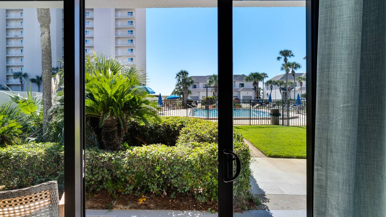 Emerald Hill 35 Inside View Emerald Hill 35 Inside View