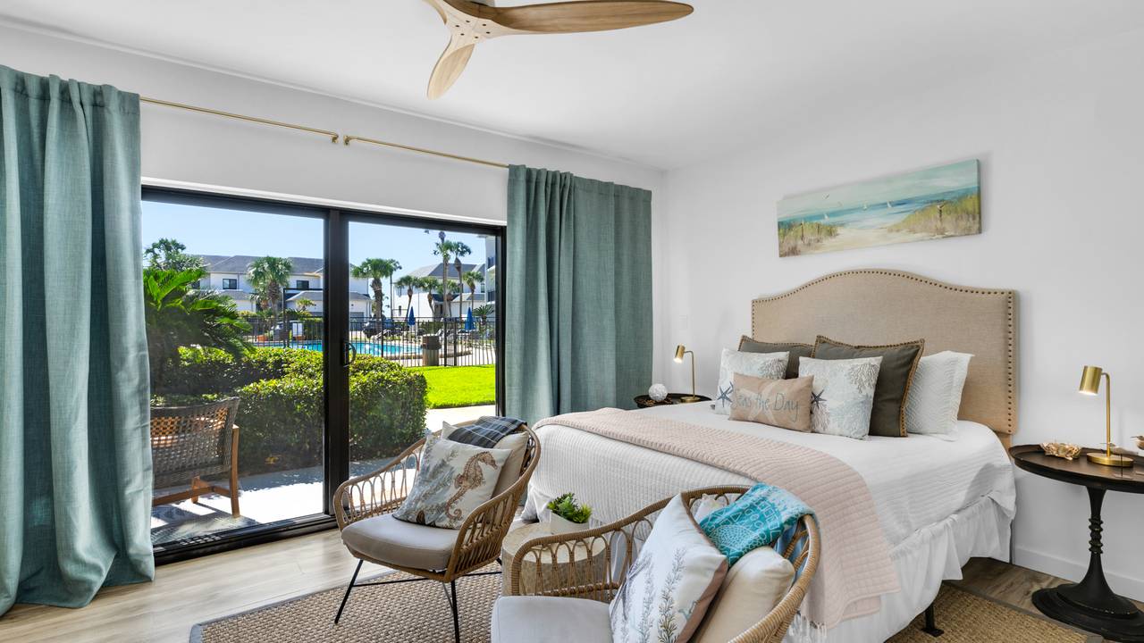 Emerald Hill 35 Bed area Emerald Hill 35 Bed area