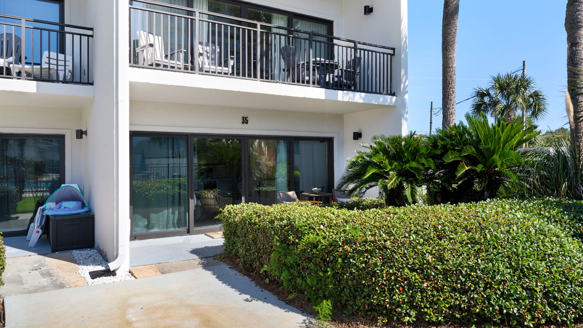 Emerald Hill 35 Exterior