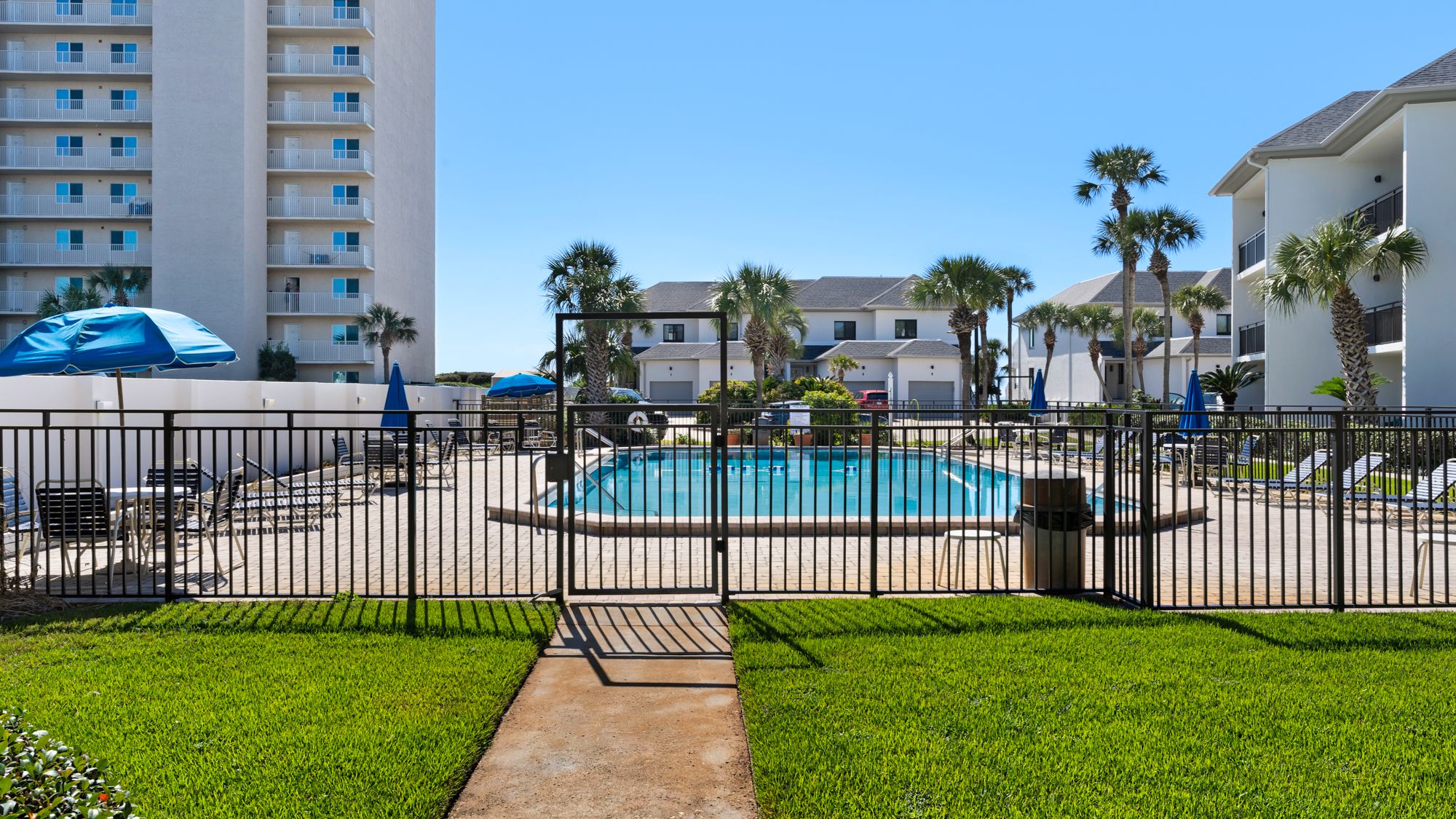 Emerald Hill 35 Fenced Pool Area