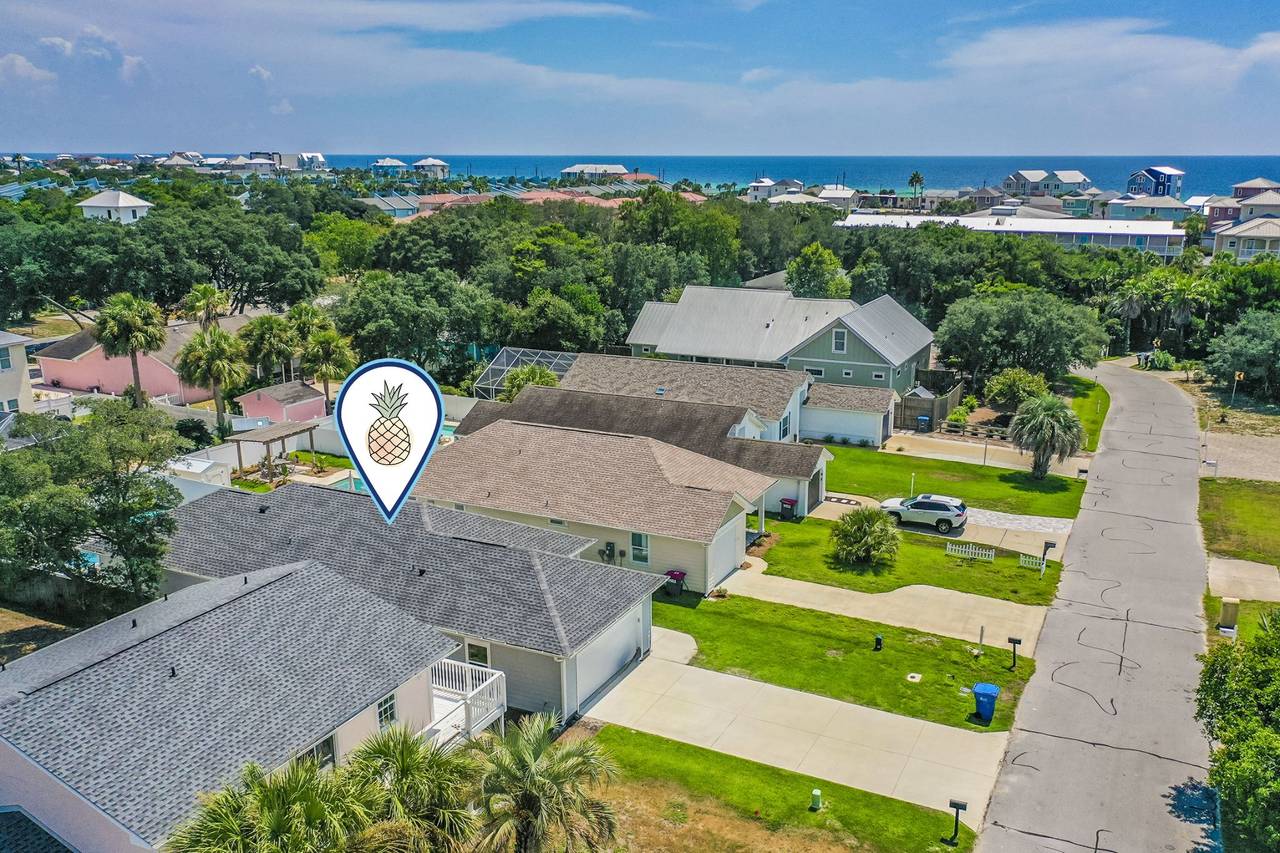 Sand's Hideaway Aerial View Sand's Hideaway Aerial View