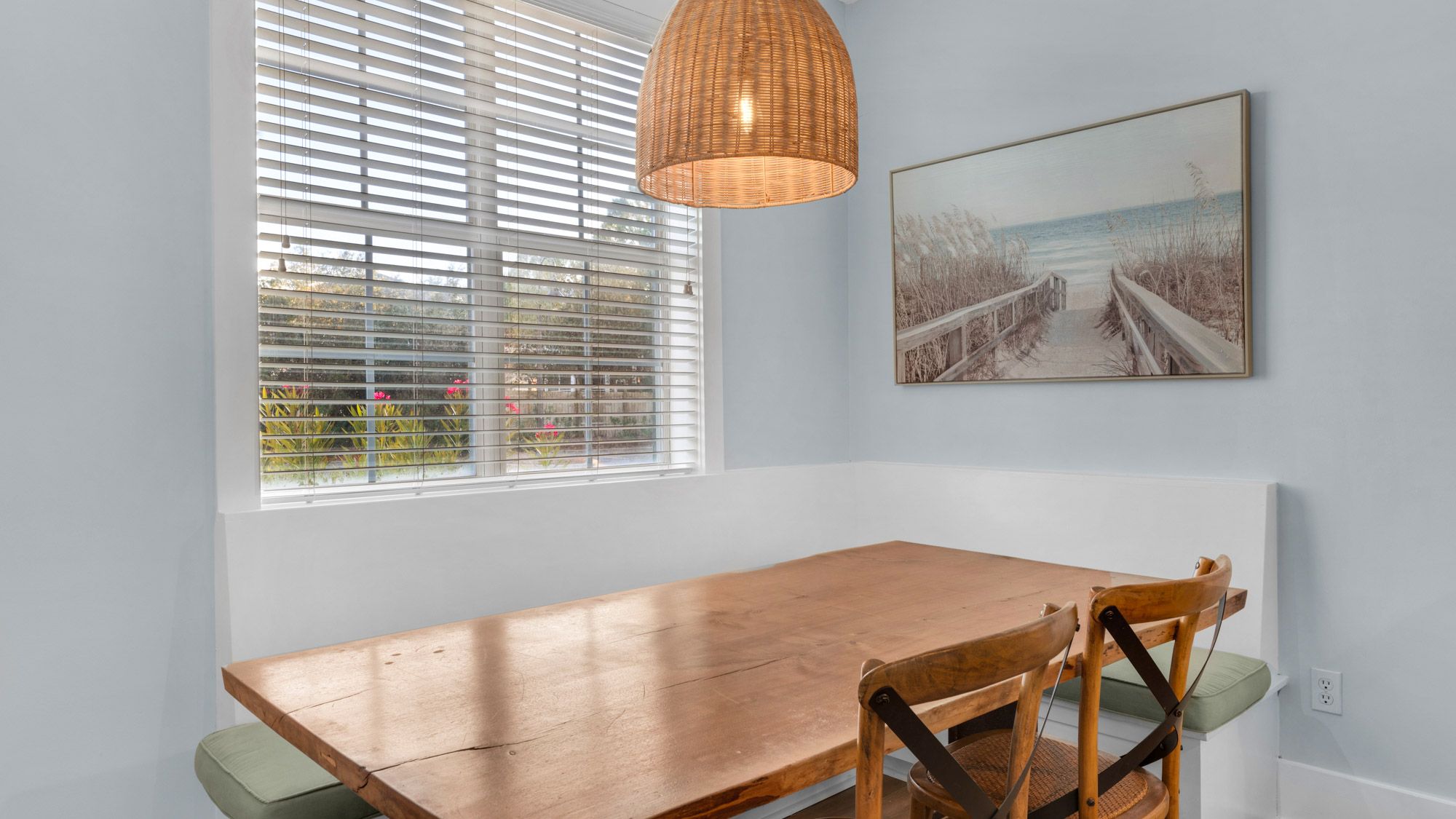 Salty Paws Bungalow Dining Area