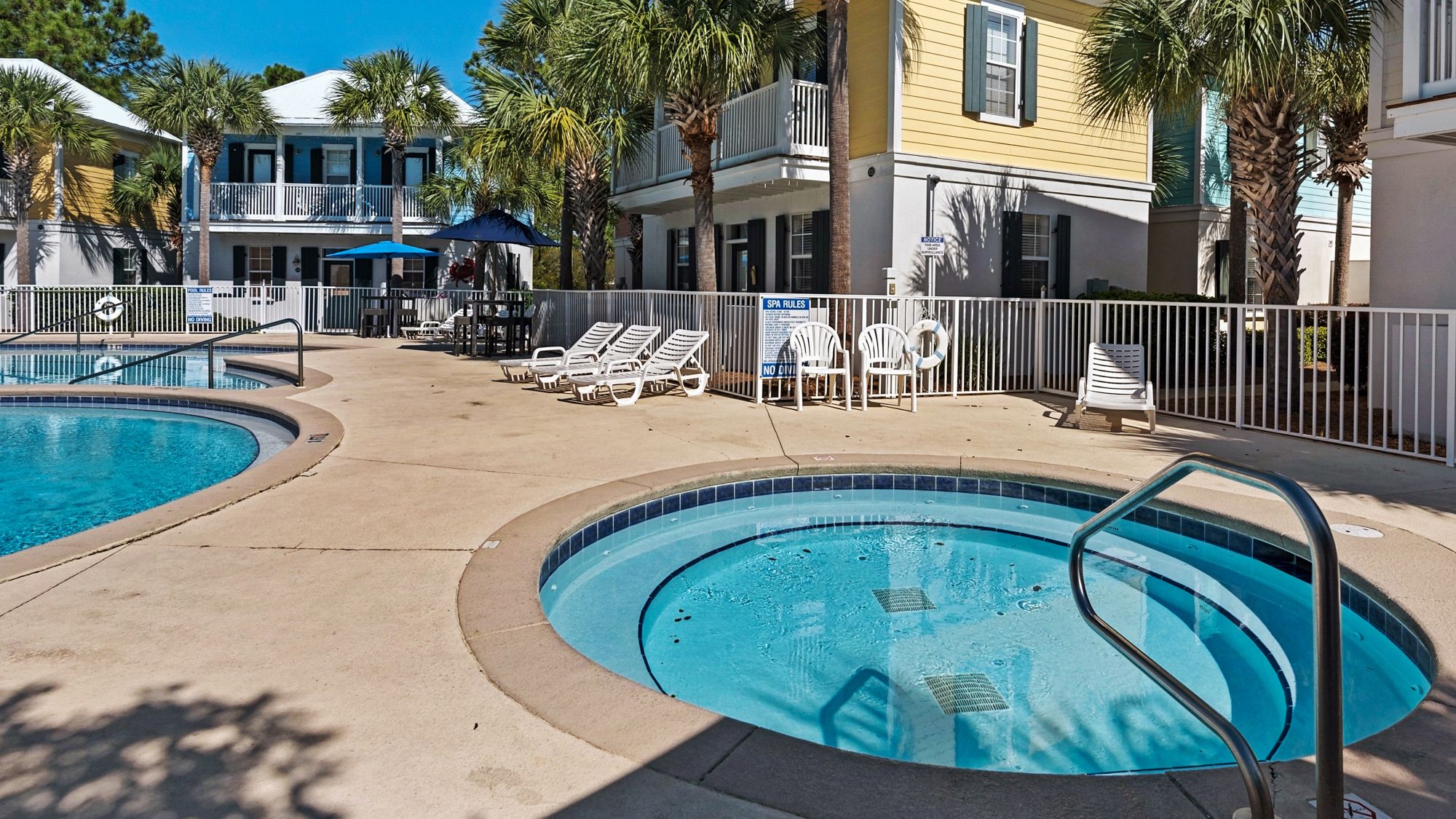 Bungalows at Seagrove Grounds and Amenities