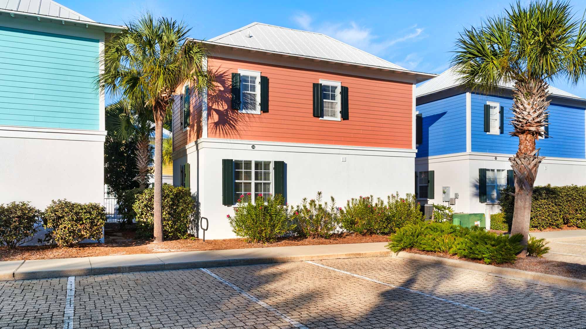 Salty Paws Bungalow Exterior