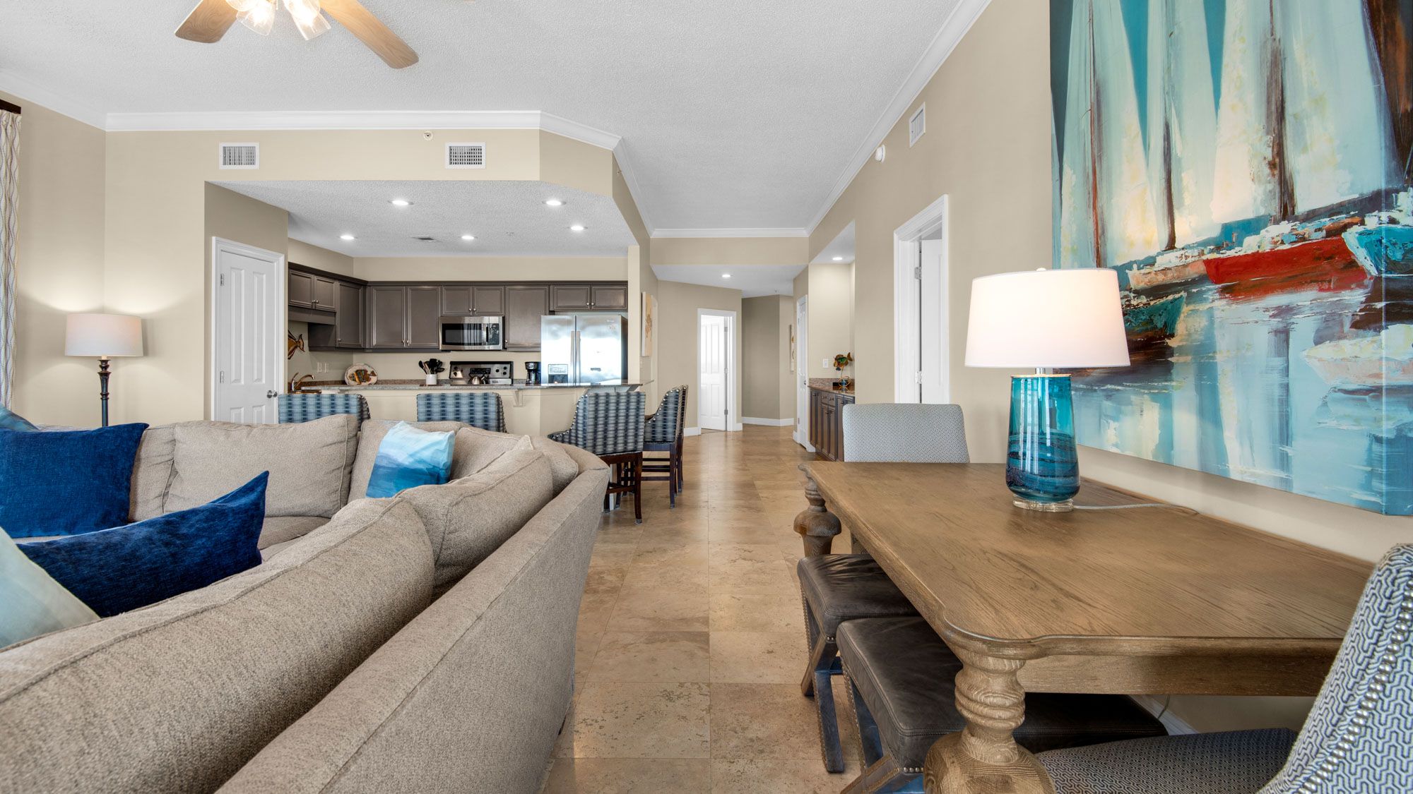 Legacy 304 - Living area