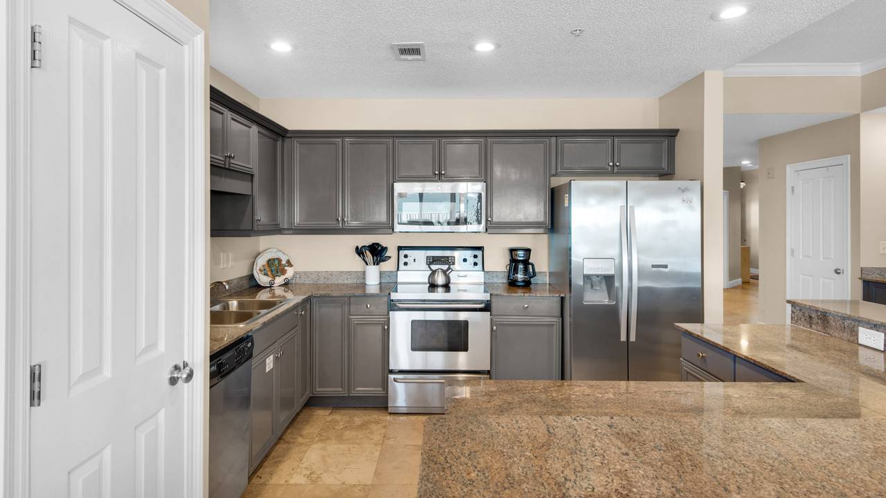 Legacy 304 - Kitchen Legacy 304 - Kitchen