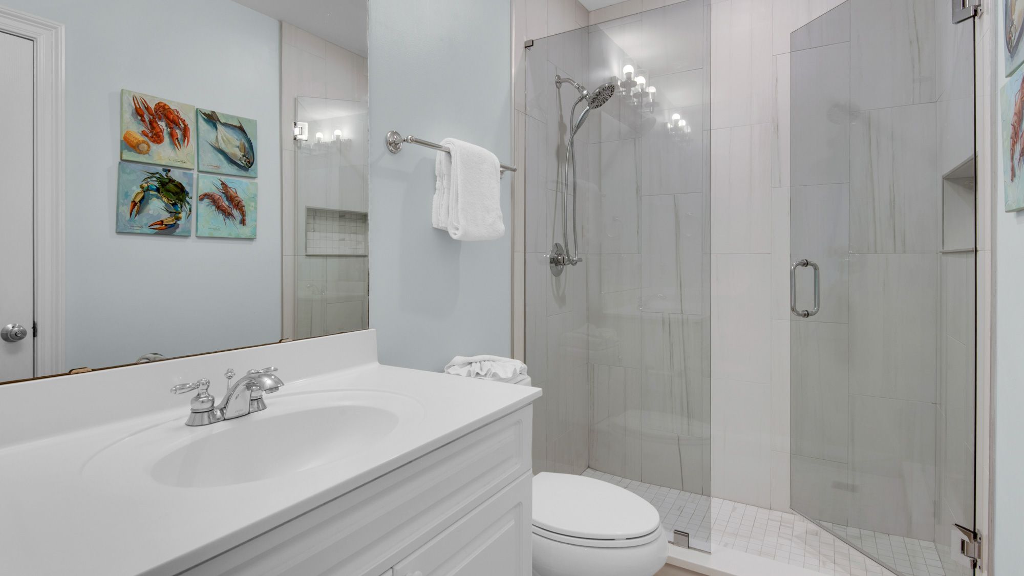 Legacy 304 - Bathroom