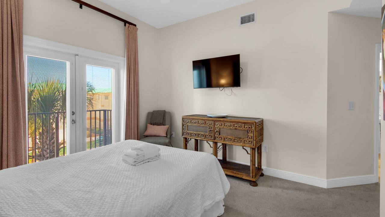 Legacy 304 - Guest Bedroom Legacy 304 - Guest Bedroom