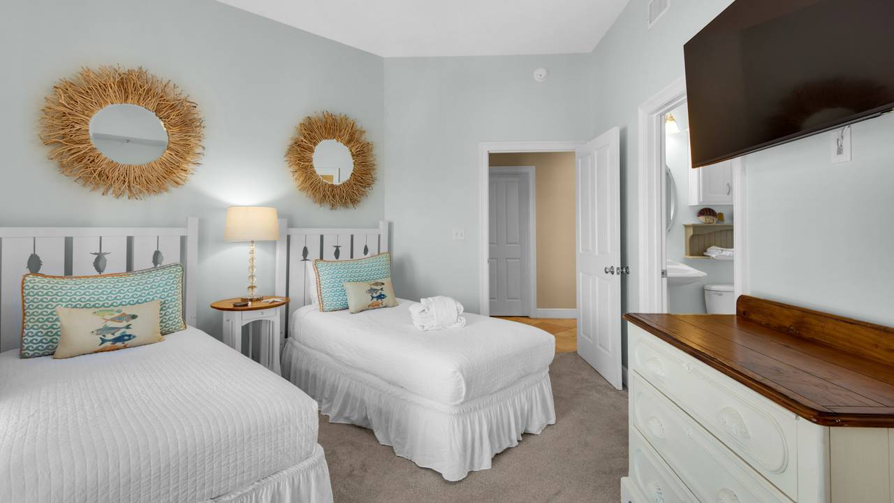 Legacy 304 - Guest Bedroom Legacy 304 - Guest Bedroom