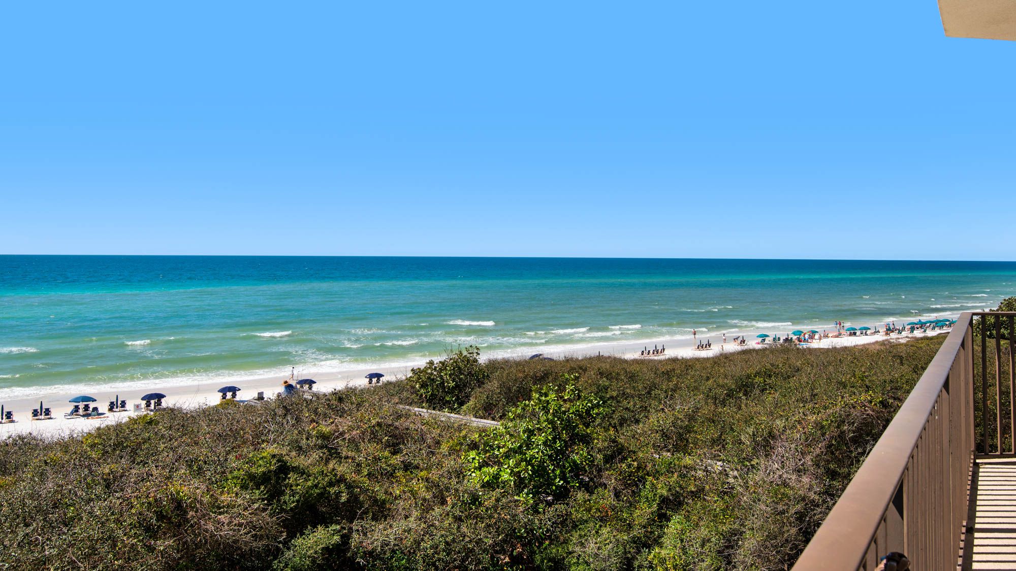 Legacy 304 - Balcony views