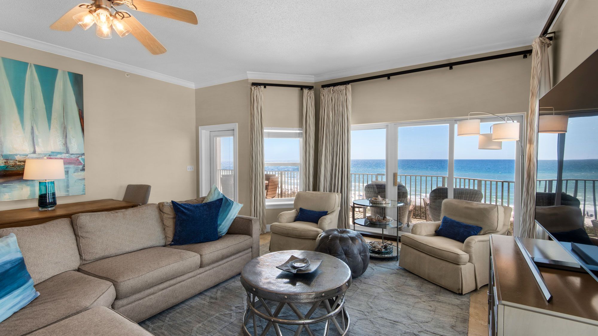 Legacy 304 - Living area with Gulf views