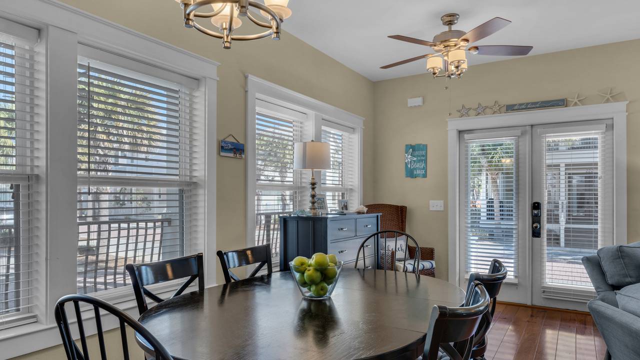 PO221 Dining Area PO221 Dining Area