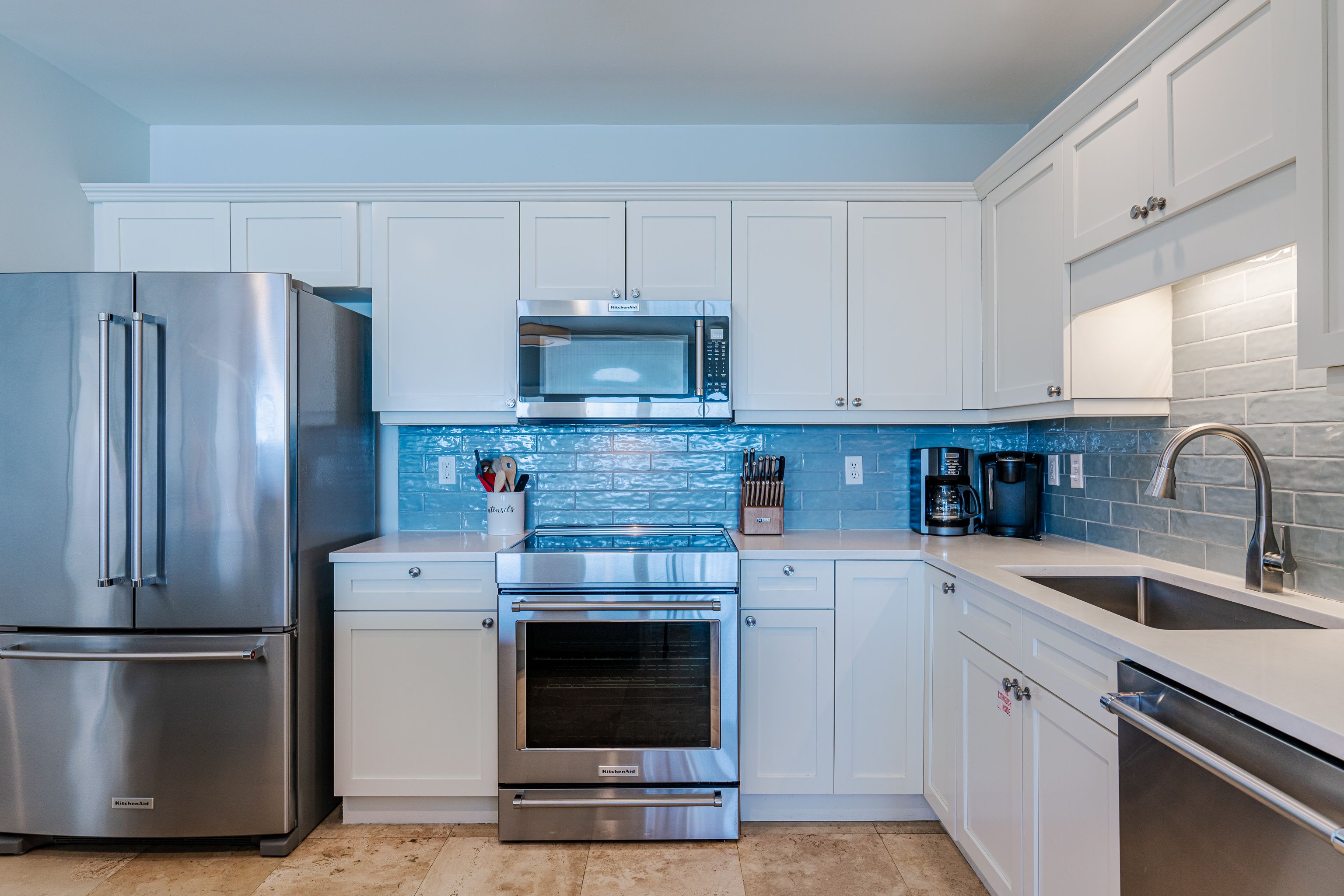 Legacy 402 - Flemingo's Paradise