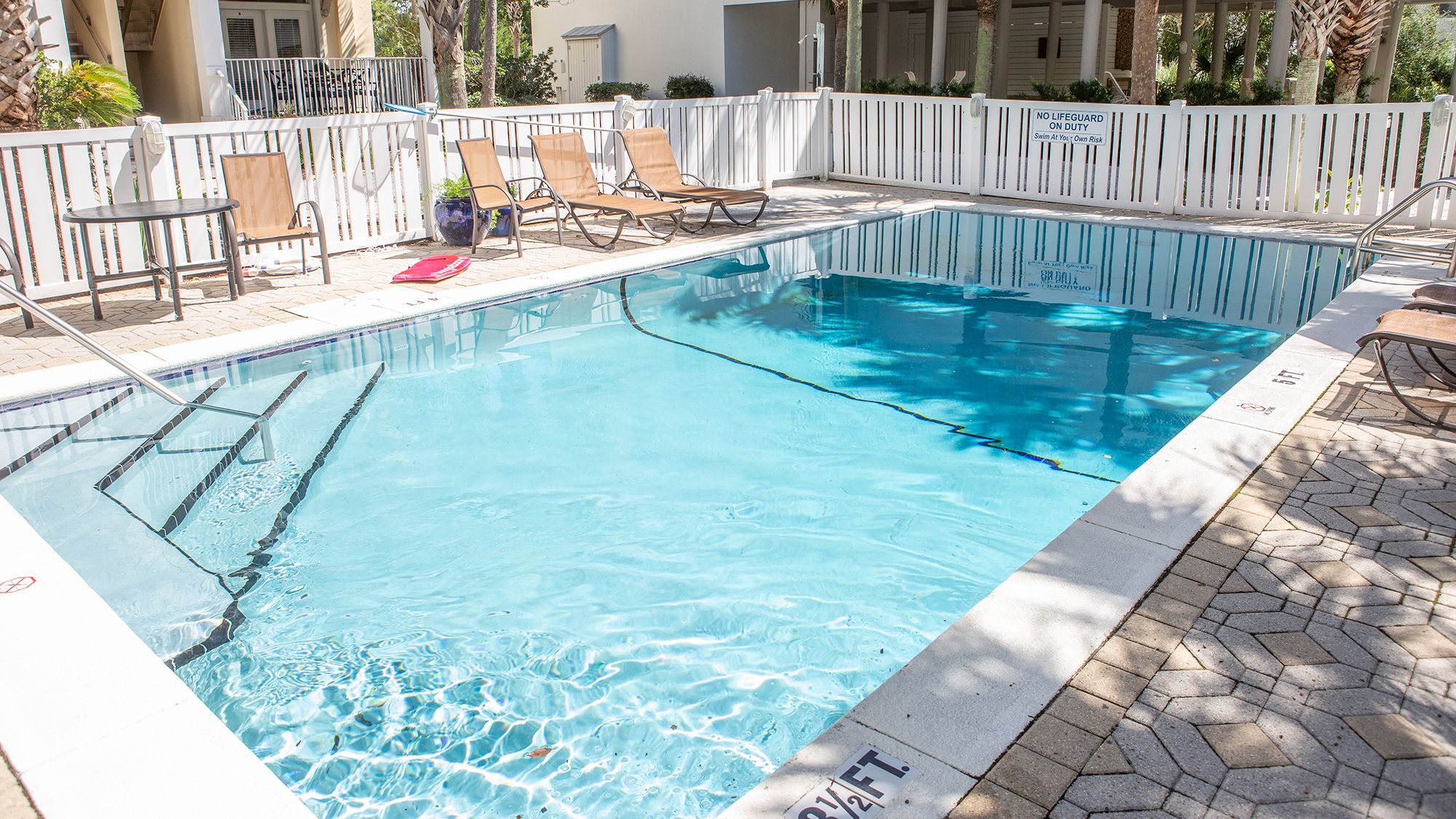 Seagrove By the Sea Grounds and Amenities