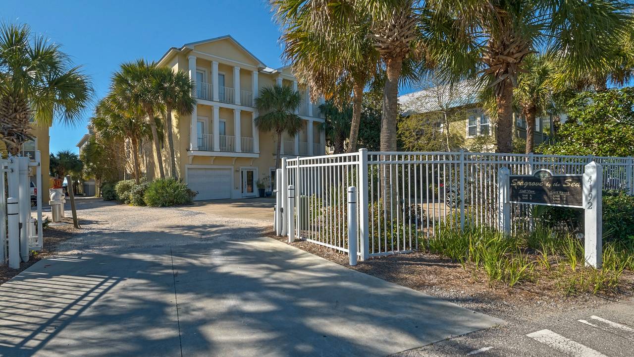 Seagrove By the Sea Grounds and Amenities Seagrove By the Sea Grounds and Amenities