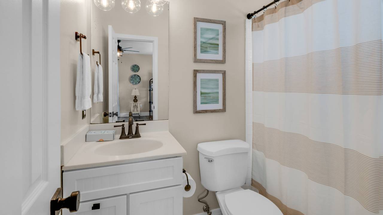 Sage Haven 3rd Floor Private Bathroom Sage Haven 3rd Floor Private Bathroom