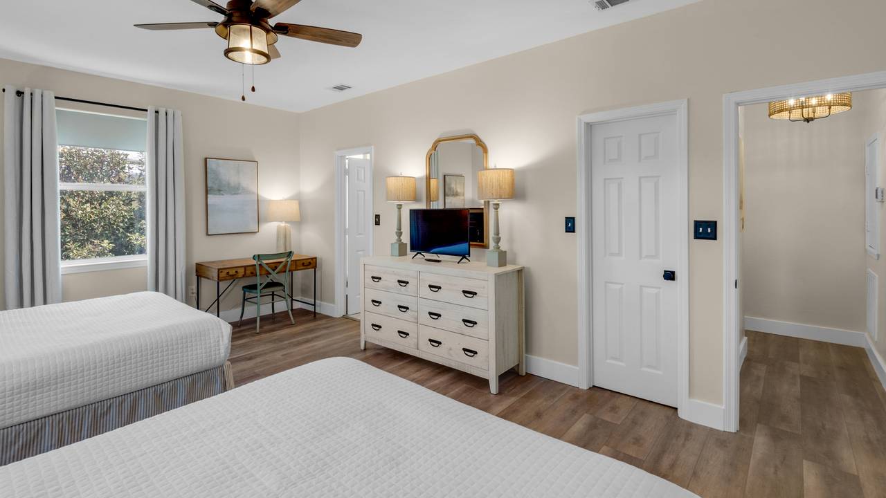 Sage Haven 3rd Floor Bedroom with 2 Queen Beds Sage Haven 3rd Floor Bedroom with 2 Queen Beds