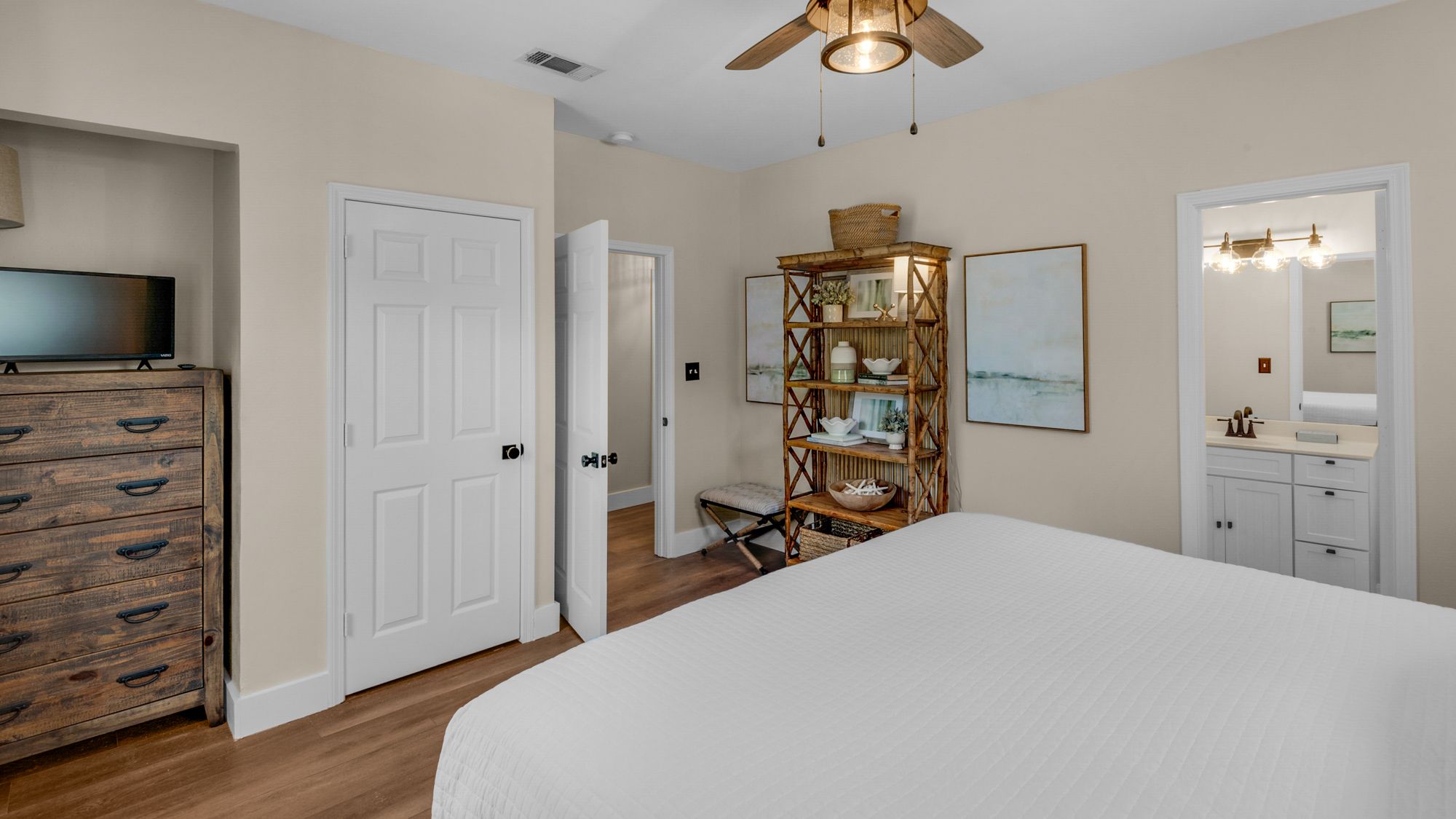 Sage Haven 2nd Floor King Bedroom