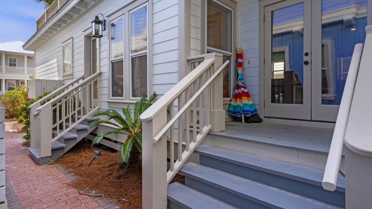 LCHIL Balcony LCHIL Balcony