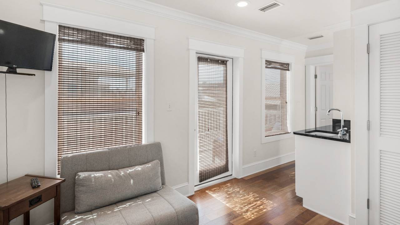 License to Chill 3rd Floor Landing License to Chill 3rd Floor Landing