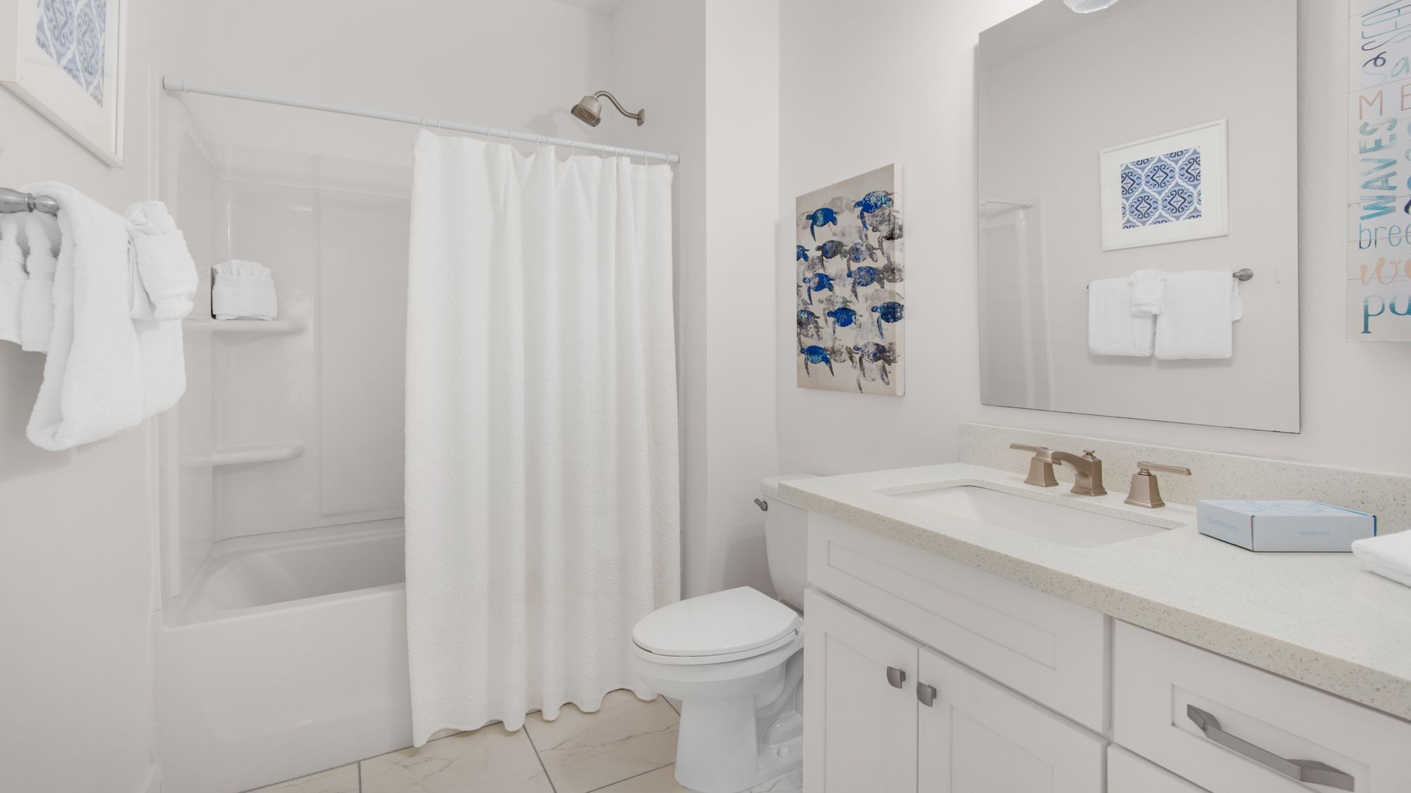 128 Sea Breeze Circle Shared Hallway Bathroom