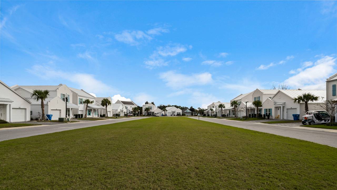 128 Sea Breeze Circle Neighborhood 128 Sea Breeze Circle Neighborhood