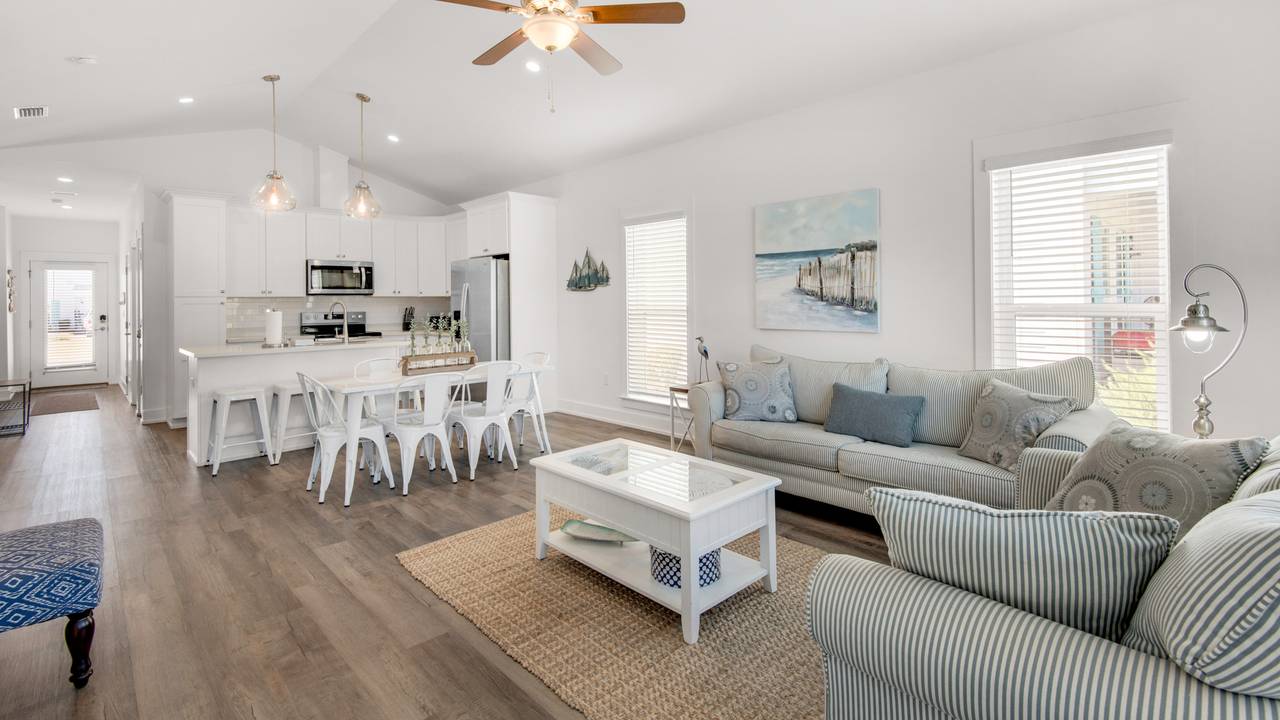 128 Sea Breeze Circle Main Open Concept Area 128 Sea Breeze Circle Main Open Concept Area