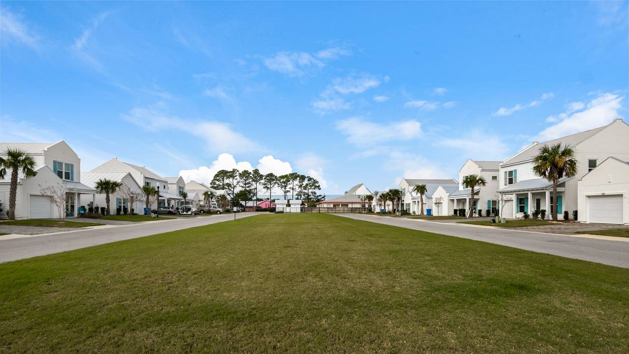 128 Sea Breeze Circle Neighborhood 128 Sea Breeze Circle Neighborhood